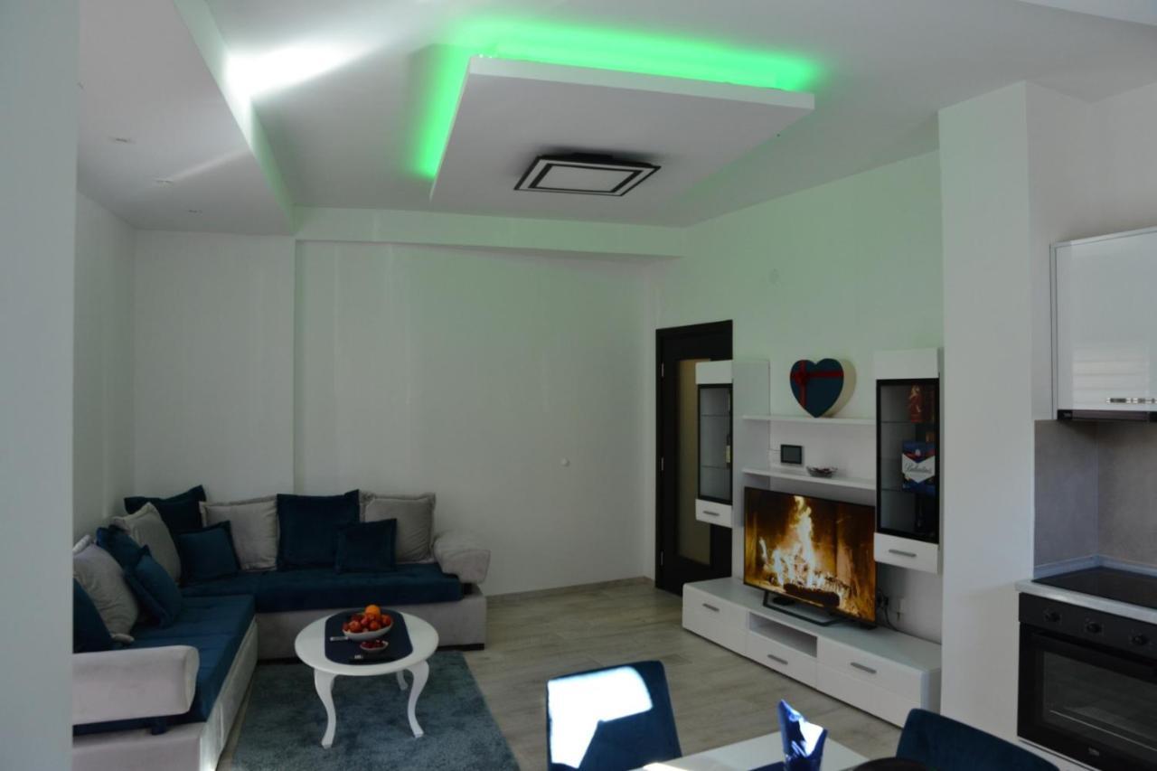 Stan na dan Raška Apartment Bagian luar foto